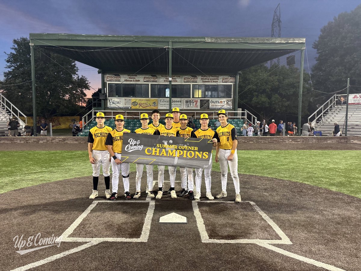 UandCBaseball's tweet photo. 🔥 Barn Burner 🔥 

📍 Lloyd Hopkins Field

@stlrecruits 15u Luczak wins it in a 9 inning thriller by walkoff fashion 😱 What a weekend from these boys 

#UandCBaseball | #SummerOpener https://t.co/R55jlHmmIM