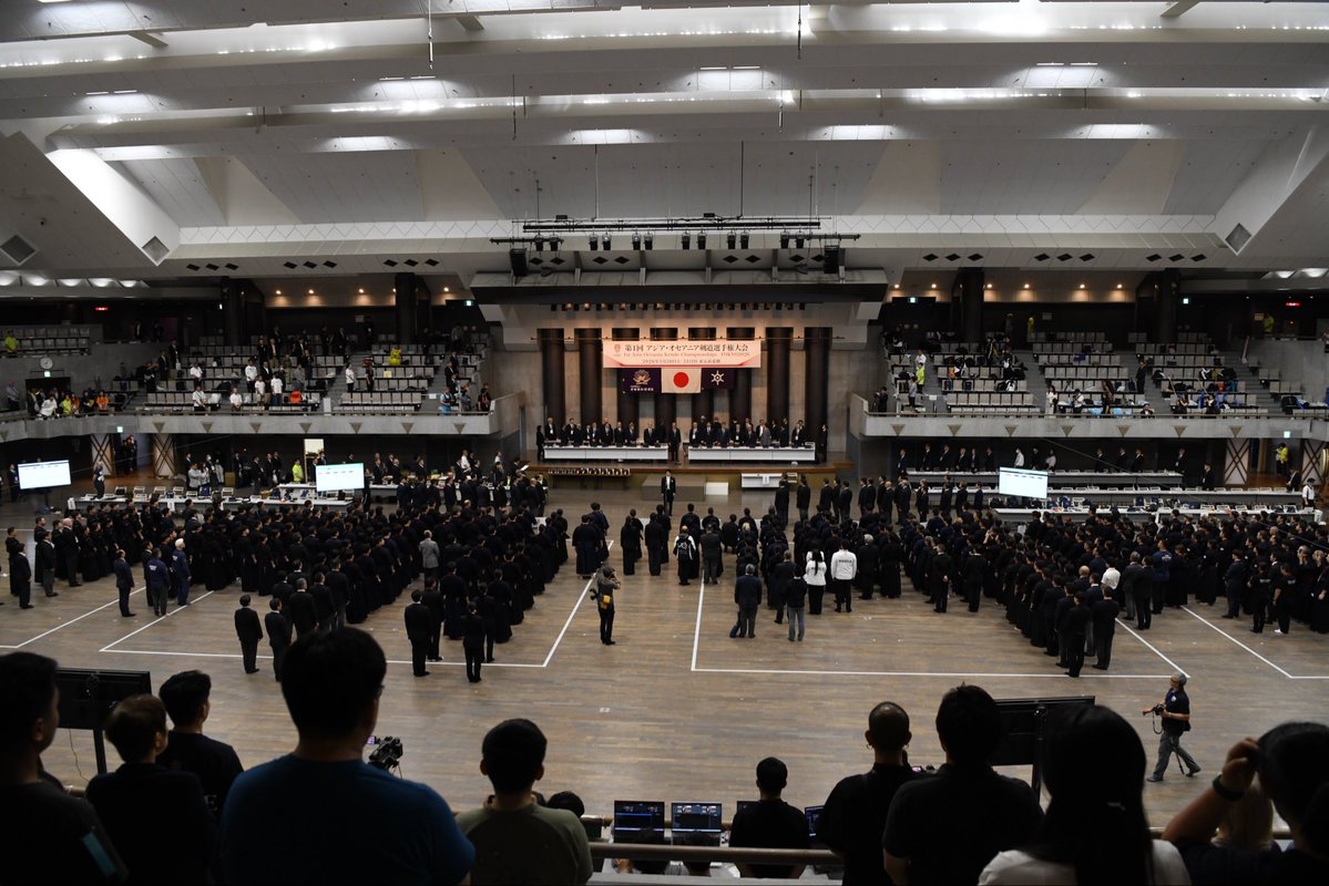 kendonippon2018's tweet photo. 第１回のアジア・オセアニア大会が終了しました。大会に参加された皆さまおつかれさまでした。そして感動をありがとうございました。私たちはこれから仕事です。感動と熱をいかに文字や写真でお伝えできるか、知恵を絞ります。世界大会に出場した事のない国々も（たぶん）全部取材しました。 https://t.co/xzzyEBv5iM