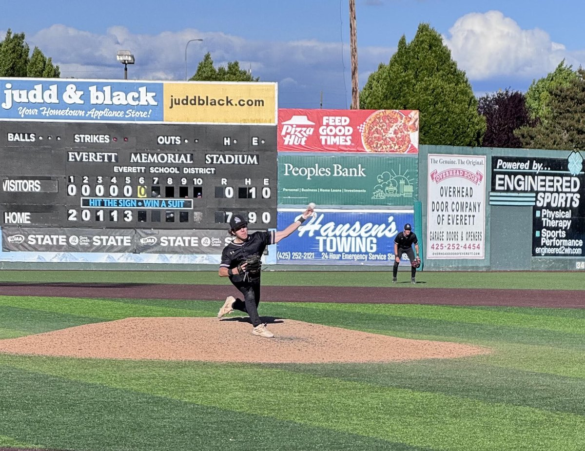 sumnerni's tweet photo. Sumner High baseball with first state title. Soccer falls just short but best season in school history. We also have state golf results. Track is taking a lot of work. Story tomorrow. But three titles for the Spartan athletes at Mt. Tahoma.
https://t.co/yIUdk5Kavn https://t.co/JzUJ3gx8Fj