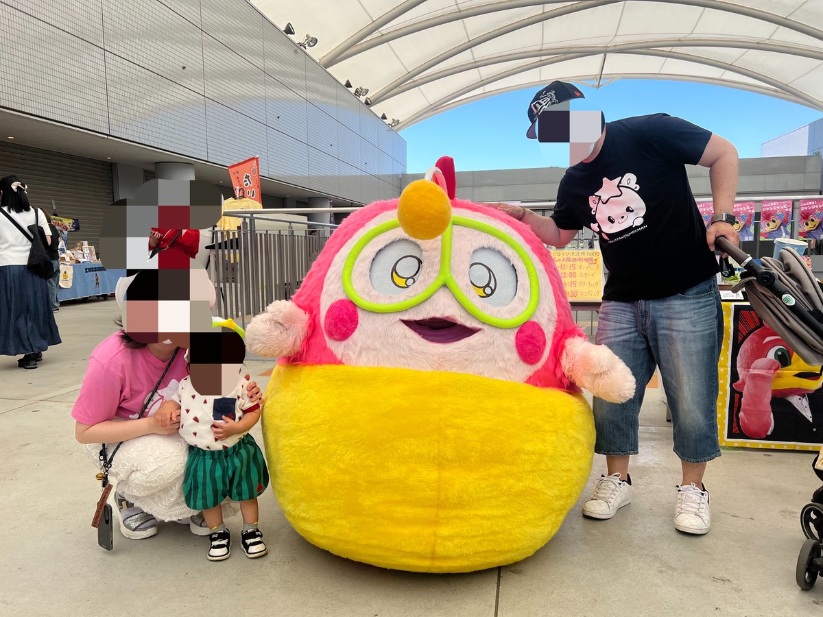 coolchiiba's tweet photo. プク丸ちゃん、かにこさんに会えたの約2年ぶりでした☺️🎶
ありがとうございます🤗

#プク丸ちゃん 
#ごほうび浪漫博 https://t.co/sIOlKMf85y