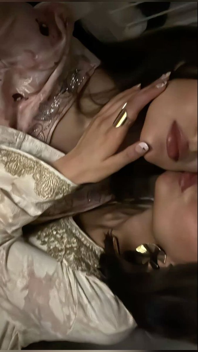 wildflowercry's tweet photo. #happypridemonth to all my arab divas. https://t.co/Nwq6yvllvG