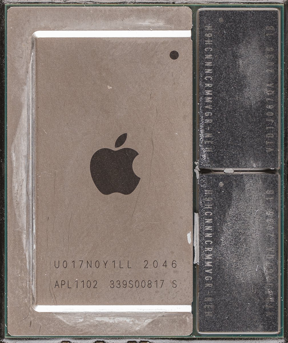 FritzchensFritz's tweet photo. Apple's M1 (2020) https://t.co/bMPOrvi6xu