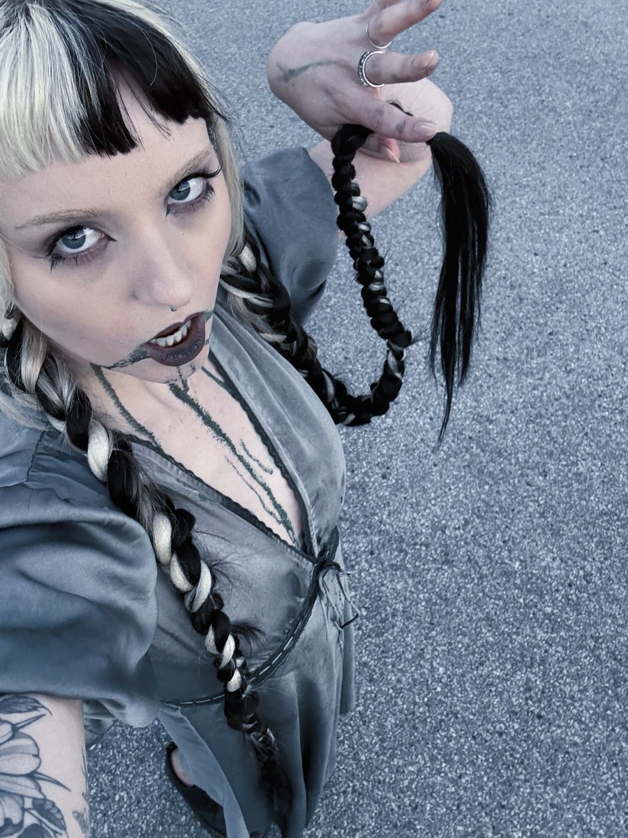fkarayne's tweet photo. Black bile babyyyyy https://t.co/DRoEAqEE0J