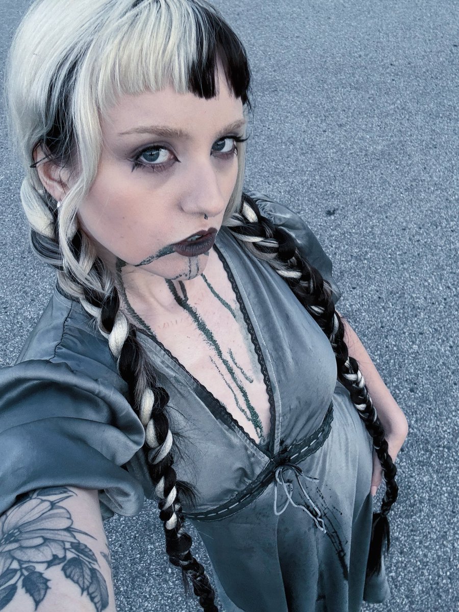 fkarayne's tweet photo. Black bile babyyyyy https://t.co/DRoEAqEE0J
