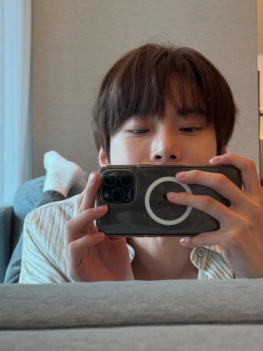 do_rj00's tweet photo. 🐰🤳 https://t.co/gNNl0m0aTK