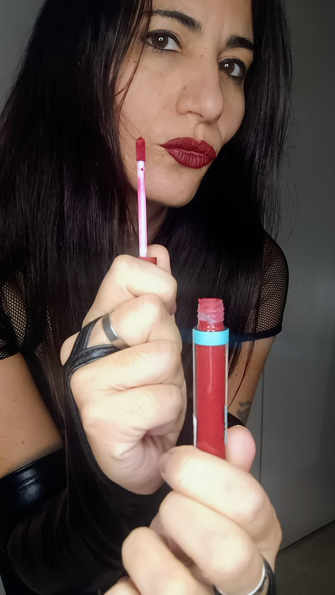 JaneDomQueen's tweet photo. Watch me while I paint my lips bright red and perfect… Now it’s your turn, sissy. I want to see you with your little mouth painted just like mine, on your knees and obedient. Are you ready to be my little slut? https://t.co/CiRUW3NwcV