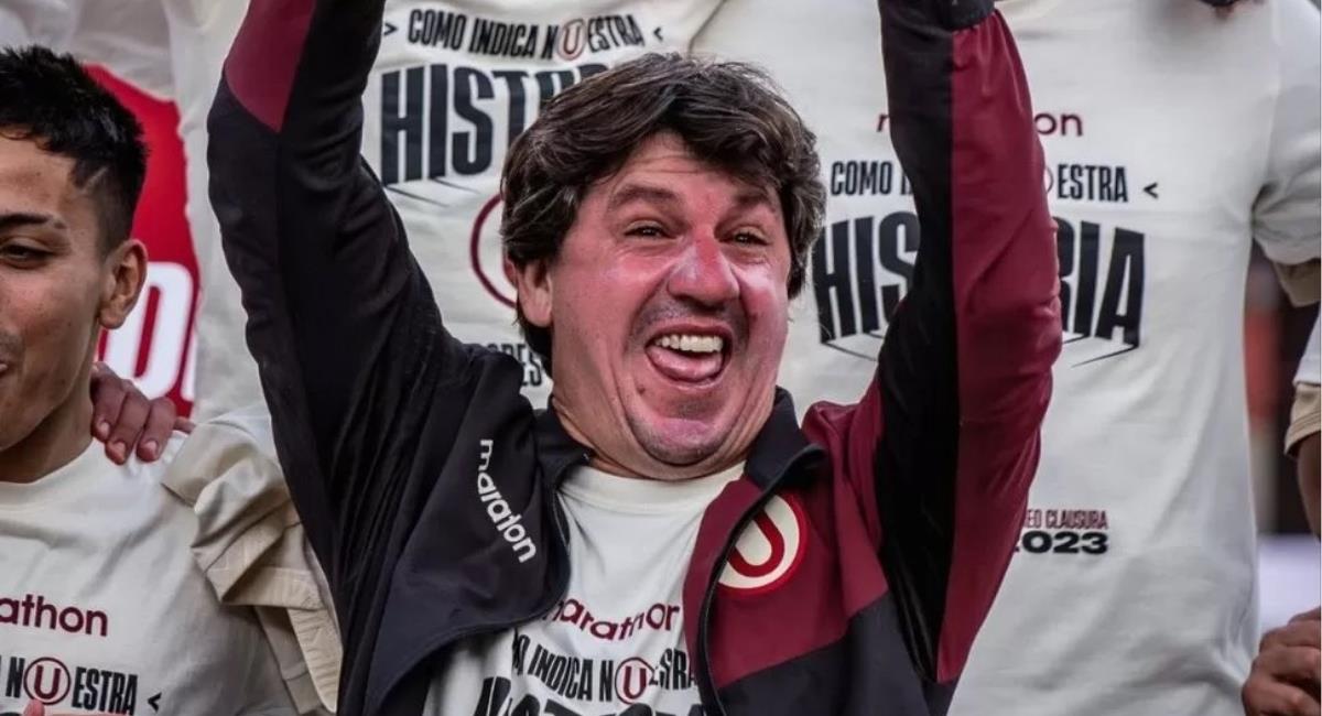 sonpista's tweet photo. El 2021 era castillista
Ahora es fujimorista 
Simplemente el club del régimen. https://t.co/cBtH13ssI5
