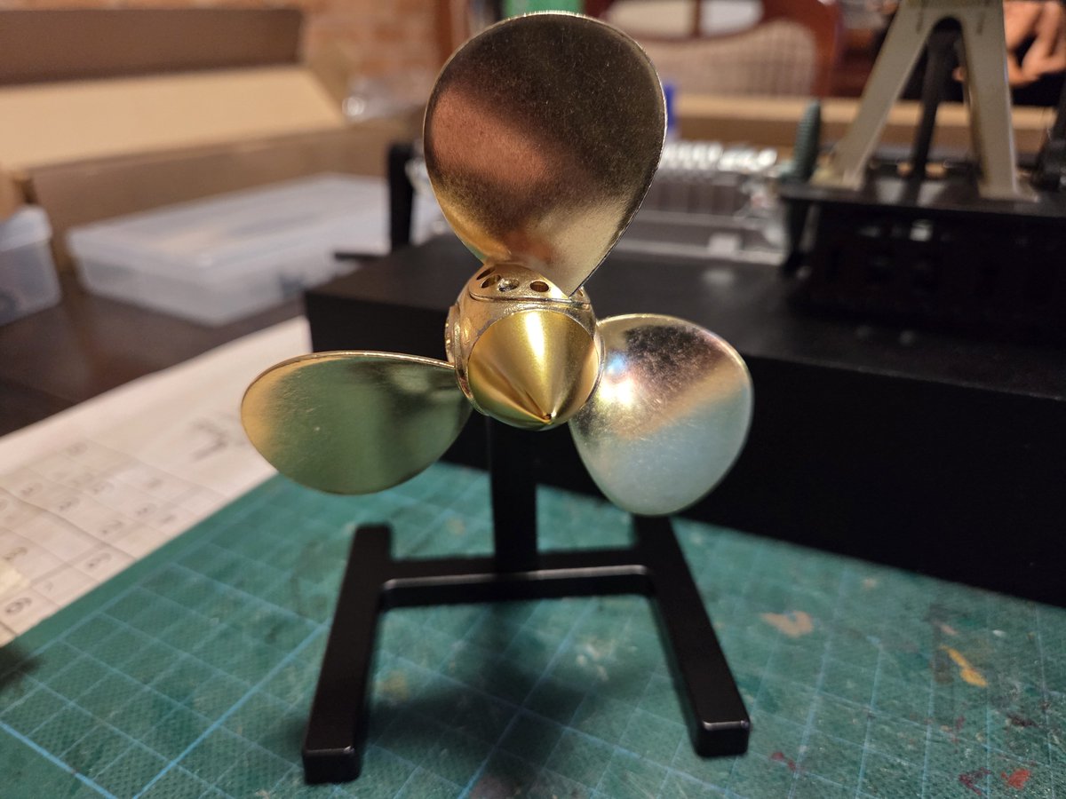 skyfire747's tweet photo. Titanic engine update. The series is at sn end, but there is still lots of detail parts to fit if I ever get feeling back in my right hand. https://t.co/jKYBB7hwfk
