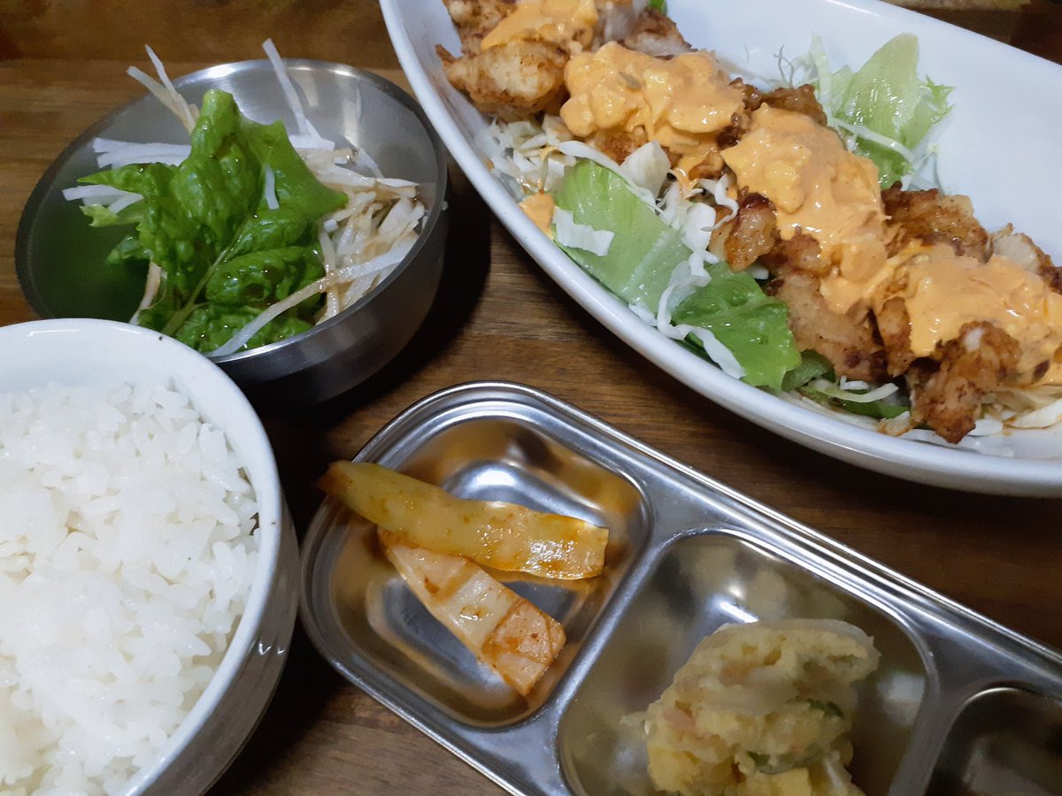 Kamitani313's tweet photo. ６/1～6日の週替わりランチ(850円税込）『韓国風のチキン南蛮と副菜色々』です。#神戸市西区 #王塚台 #日替わりランチ #チキン南蛮   #副菜 #韓国料理屋 #陣　#韓国味噌 https://t.co/DunIk3aPbM