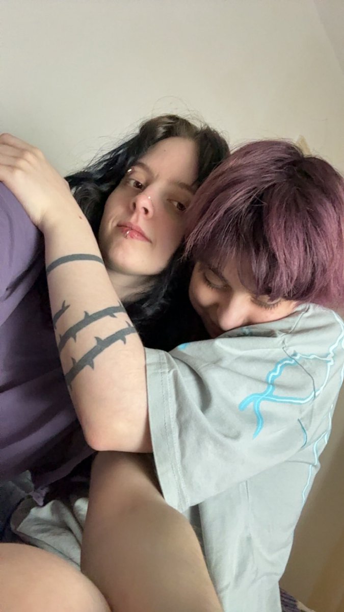 ranareef's tweet photo. happy pride month from ur favorite narusasu lesbians https://t.co/32tu5vJxbQ