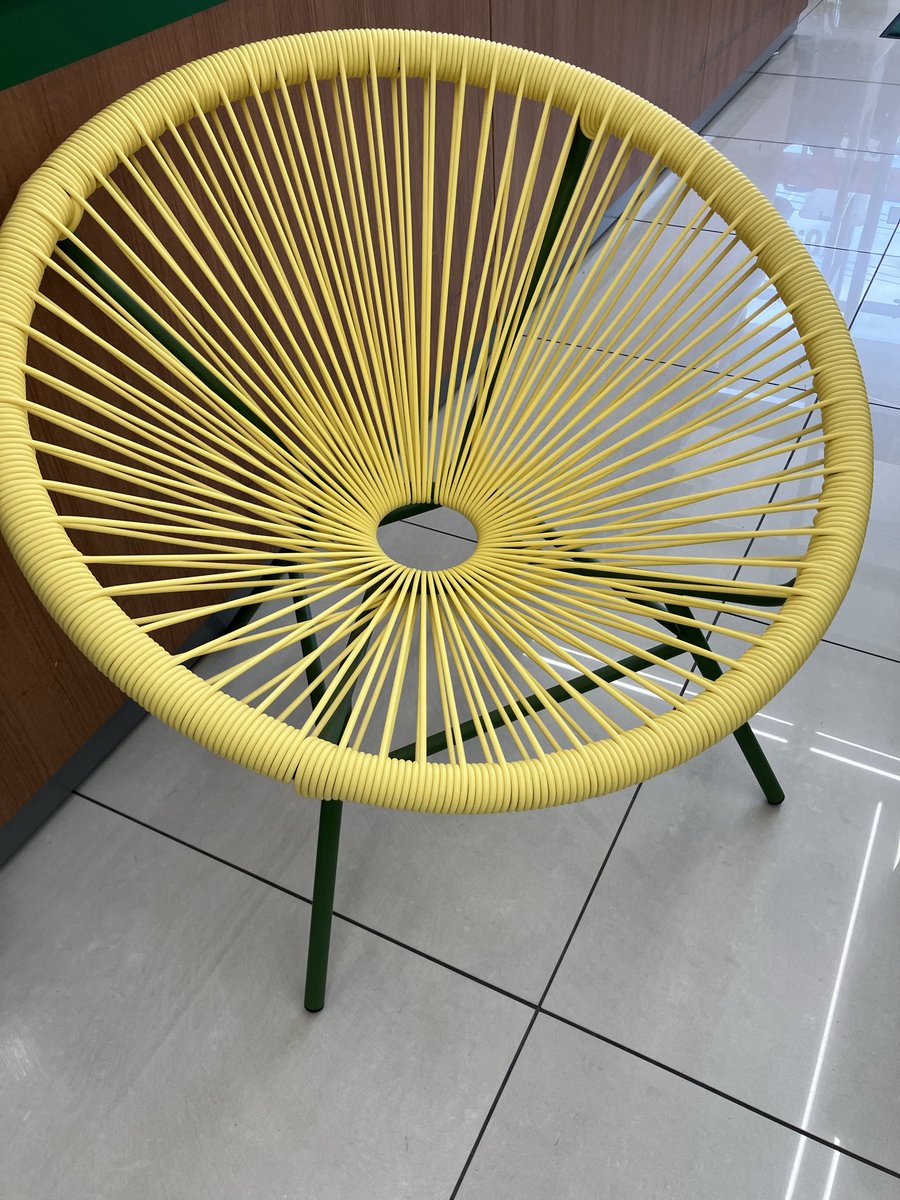 offhouse_befu's tweet photo. 夏らしいとっても可愛いチェアもお買い取りさせていただきました🌻

お持ち込みありがとうございます😊💖

お部屋のアクセントにいかがでしょうか🍉🏖️

#オフハウス
#インテリア
#Francfranc
#オシャレ
#ロータスパーソナルチェア https://t.co/hkEKESCcL4