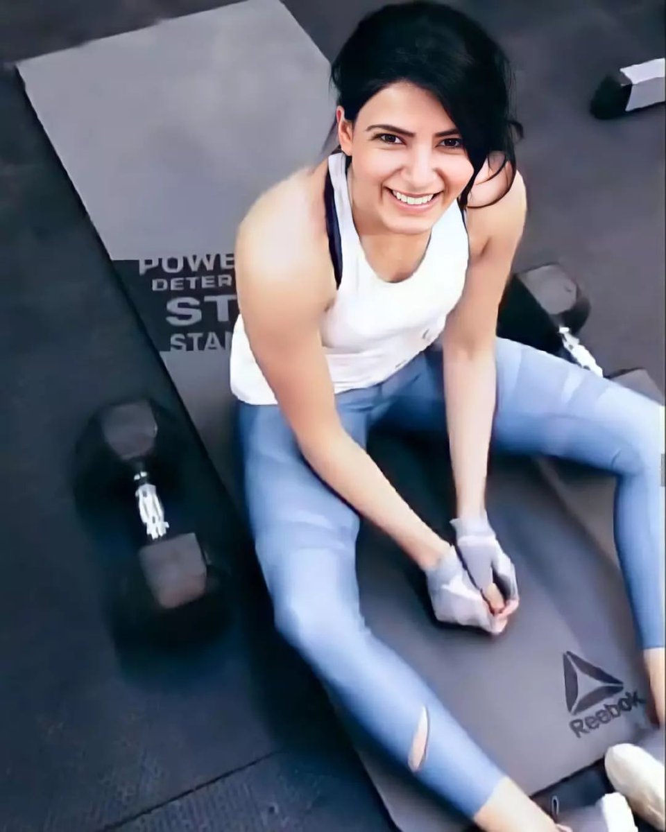 Samcults's tweet photo. Jumpstart your week 
Queen @Samanthaprabhu2 💛
#SamanthaRuthPrabhu𓃵
#Samantha #SamanthaRuthPrabhu
#MaaIntiBangaaram https://t.co/osyzv7Fb0d