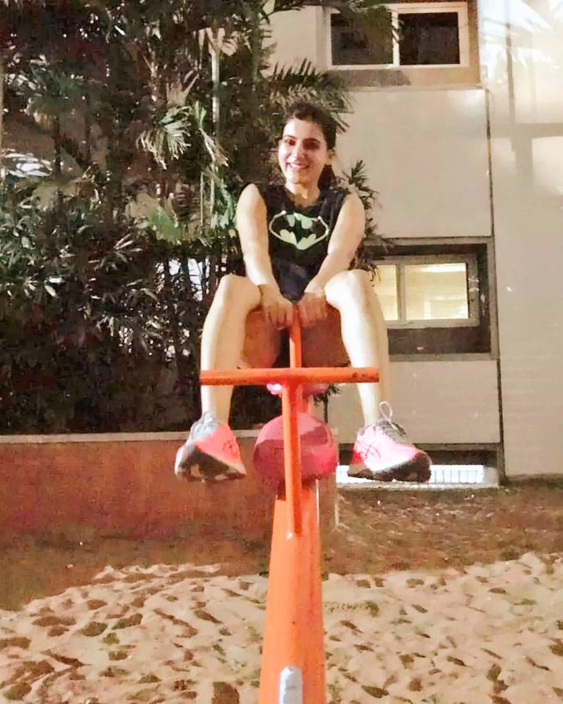 Samcults's tweet photo. Jumpstart your week 
Queen @Samanthaprabhu2 💛
#SamanthaRuthPrabhu𓃵
#Samantha #SamanthaRuthPrabhu
#MaaIntiBangaaram https://t.co/osyzv7Fb0d