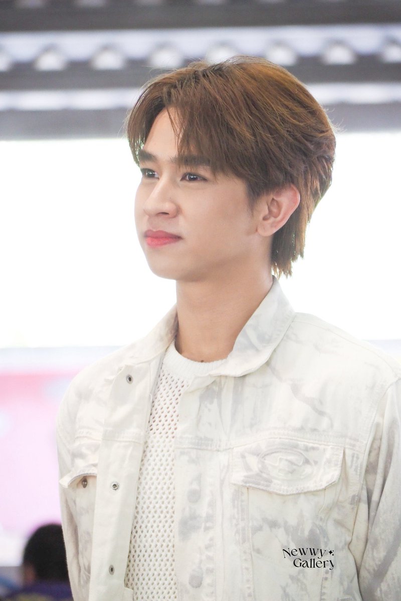newwy_Gallery's tweet photo. Hbd พี่ฟลุ้ค welcome to เลข3 นะครับ ขอให้มีแต่เรื่องดีๆเข้ามา ขอให้เป็นปีที่ดีของพี่ฟลุ้คคนเก่งน้า  #30thHBDFlukeNatouch
#เจ้าแก้มก้อน https://t.co/3l3UD10EVw