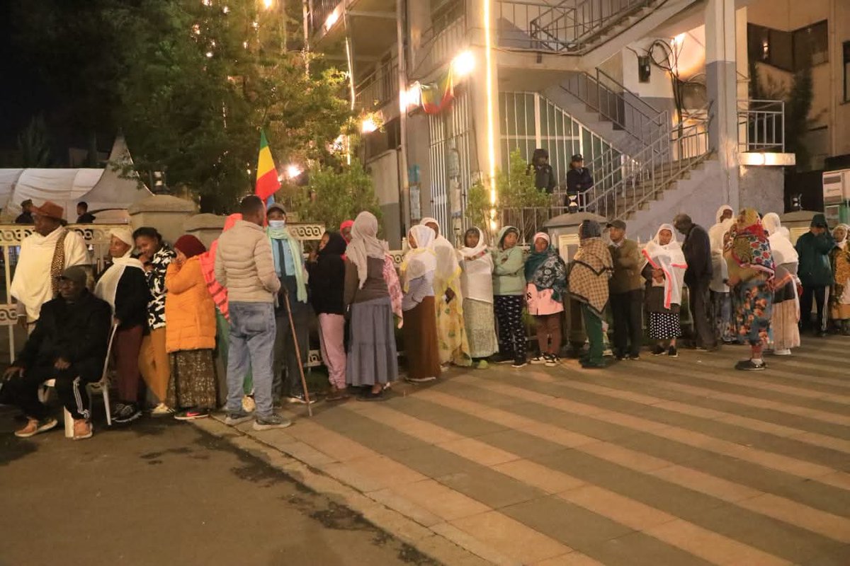 prosperity2022's tweet photo. 🇪🇹 Ethiopia is voting.
Polling is underway across the country as millions of Ethiopians cast their ballots in the 7th General Election. From early this morning, citizens have been turning out in large numbers to make their voices heard through the ballot box.
#Prosperity https://t.co/A0iYQtjSGF