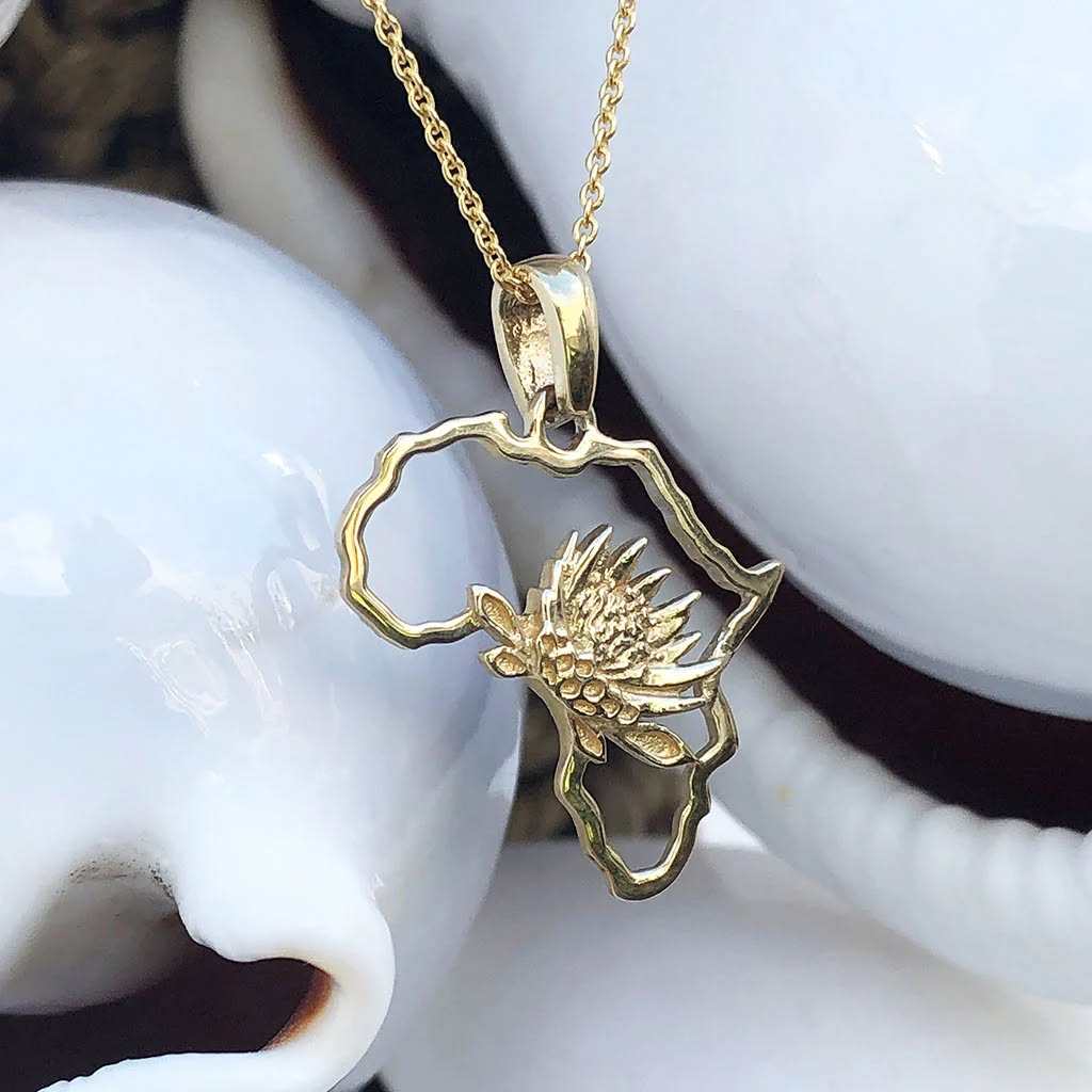 GoodiesHub's tweet photo. More than jewellery. A piece of Africa close to your heart. Discover our handcrafted Africa Map Pendants in silver, white gold, and yellow gold. https://t.co/3DP0Ge681n

#AfricaMapPendant #AfricanJewellery #WearAfrica #Goodieshub #LuxuryJewellery #AfricaInspired https://t.co/zGx87oMoN6