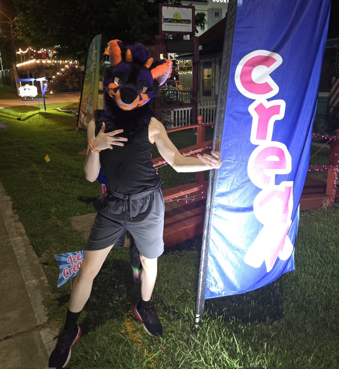 EmberVulp's tweet photo. Cream https://t.co/5NTRldPyOR