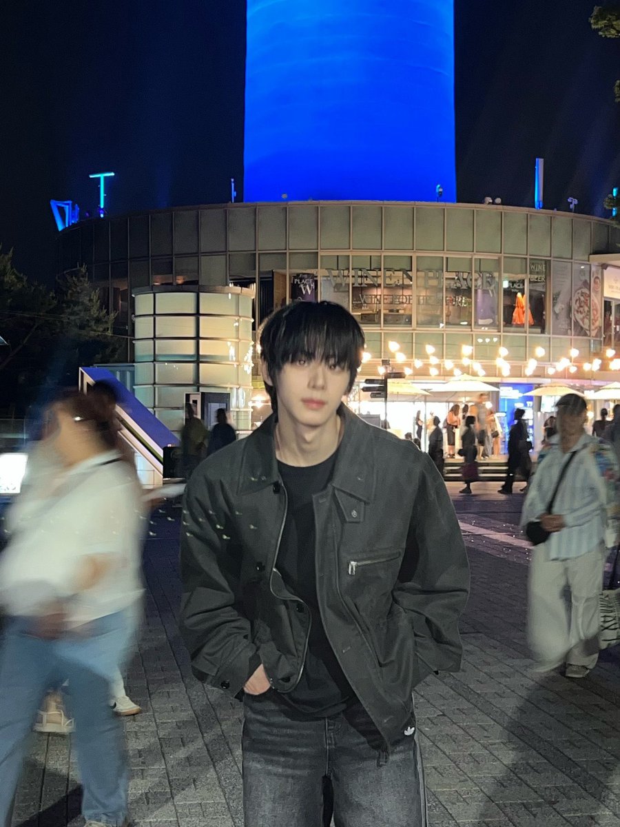 이데 tweet media