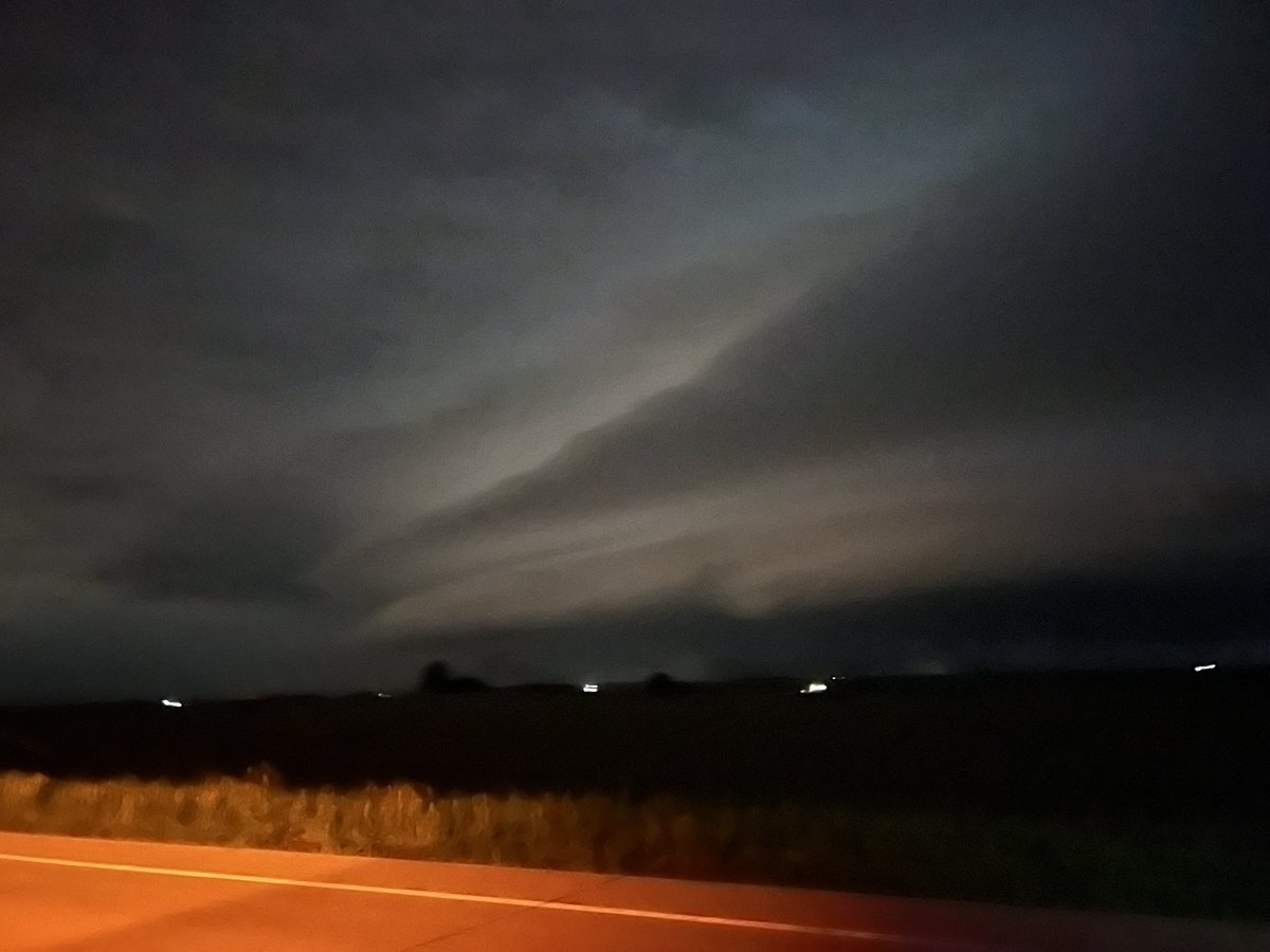 CharlieBourdo's tweet photo. We saw weather today https://t.co/iDcx6Hy06o