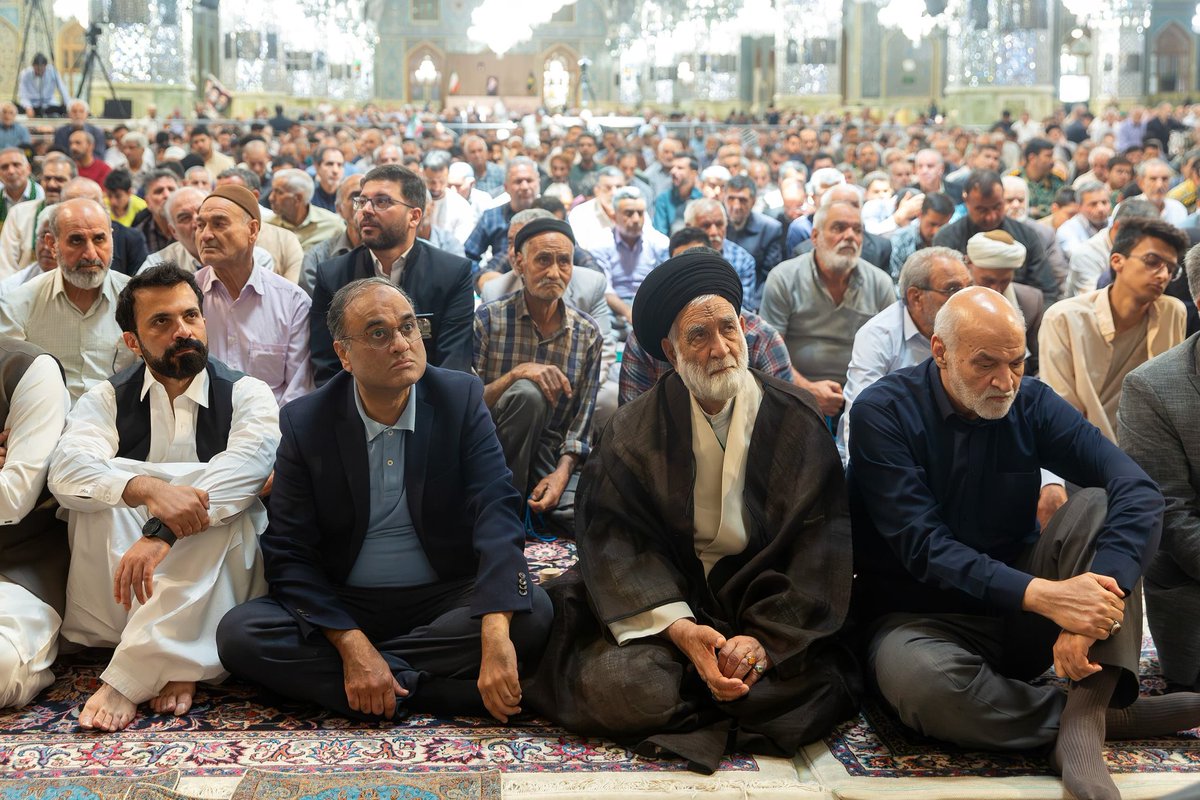 PakinIran's tweet photo. Ambassador-designate of Pakistan to the Islamic Republic of Iran, Mr. Imran Ahmed Siddiqui, commenced his assignment with visits to the holy cities of Qom and Mashhad. The visits underscored the deep bonds of spirituality, scholarship, and culture that have long connected the peoples of Pakistan and Iran.
During his visit to Mashhad, Ambassador Siddiqui called on the Imam-e-Jummah of Mashhad, Ayatullah Seyyed Ahmad Alamolhoda and Deputy Custodian of Astan Quds Razavi, Mr. Mostafa Faizi. 
Ambassador Siddiqui expressed his appreciation to the Government of the Islamic Republic of Iran for the excellent facilities and services provided to Pakistani zaireen. The two sides discussed ways and means to further facilitate Pakistani pilgrims visiting Iran.
Both sides emphasized the importance of strengthening people-to-people contacts and further consolidating the longstanding fraternal relations between the two brotherly countries.
Ambassador Siddiqui also visited several important sites within the Holy Shrine and payed for the unity of the Muslim Ummah, as well as for lasting peace, stability, and prosperity in the region.