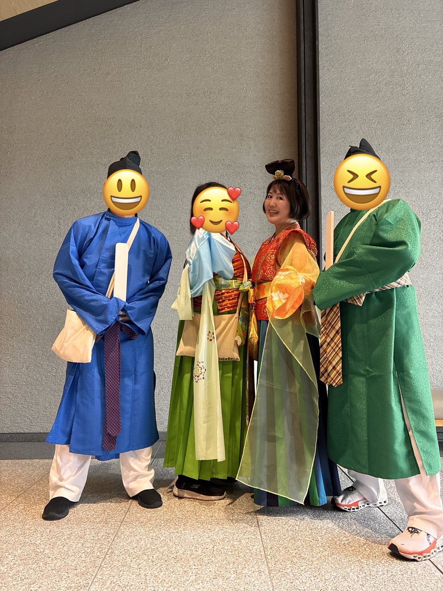 t21move's tweet photo. エンタビさんの「平城遷都誘宵記」を体験してきた

ゲストが誰でも自然に歴史の登場人物になれる工夫がお見事
衣装も借りれて大満足

歴史を自分事として感じてもらうためにイマーシブを使っている感じがとても新鮮だった

今まで体験してきた作品とは少し違う出発点を持った、とても面白い体験でした https://t.co/4FgwvaZpOX