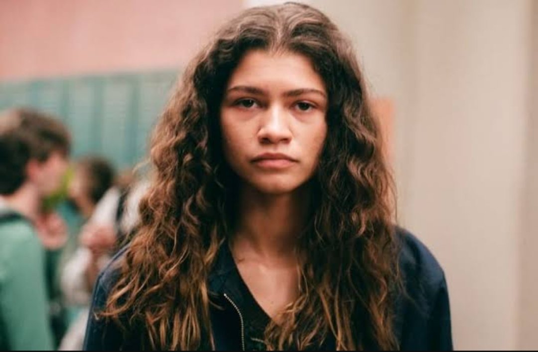 elconde_nad0's tweet photo. Perdón, pero neta nunca voy a entender a la gente que se le hace guapa Zendaya. https://t.co/xcHyJpuBod