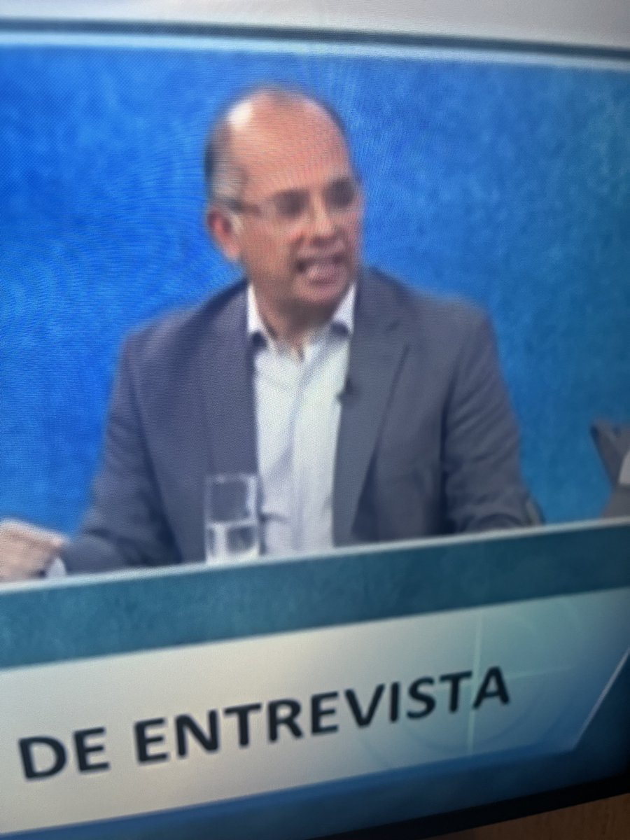 LuzSalgado_R's tweet photo. Miguel Castilla desmiente a Sánchez; nunca dijo lo de Frankle https://t.co/G5rozUefWv