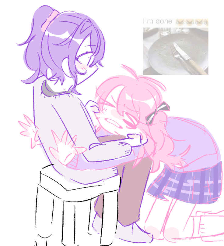mizuenaemon's tweet photo. when your girlfriend acts like a clingy cat so in revenge you squish her to death https://t.co/bTUB6n3TNX