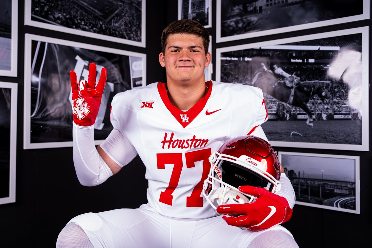 jackson_dip's tweet photo. New Houston commit 2027 three-star OT Sonny Mullen talks his commitment, shutting down his recruitment

"I have canceled all of my other OV's...I am 1000% committed to Houston."

(VIP)🔗:https://t.co/f4Px3cIS5y