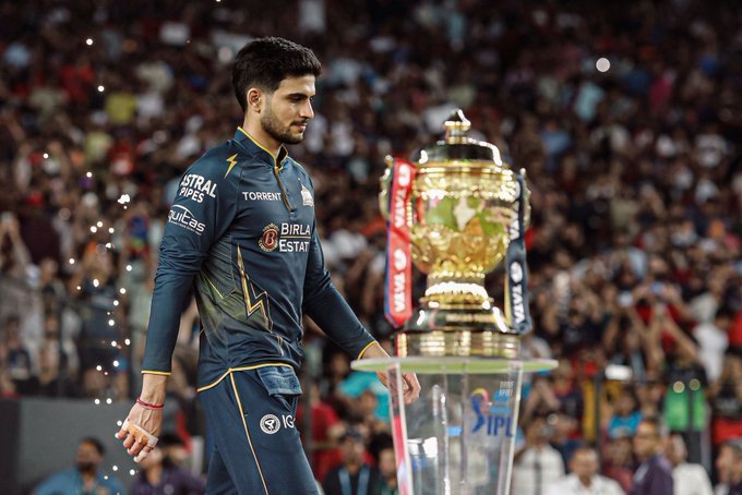 aayann17's tweet photo. Oh captain, my captain 
You the real trophy for us @ShubmanGill 🌟
Couldn't be more proud of you this season 💙🫶🏻 https://t.co/ZBOjZBG3MW