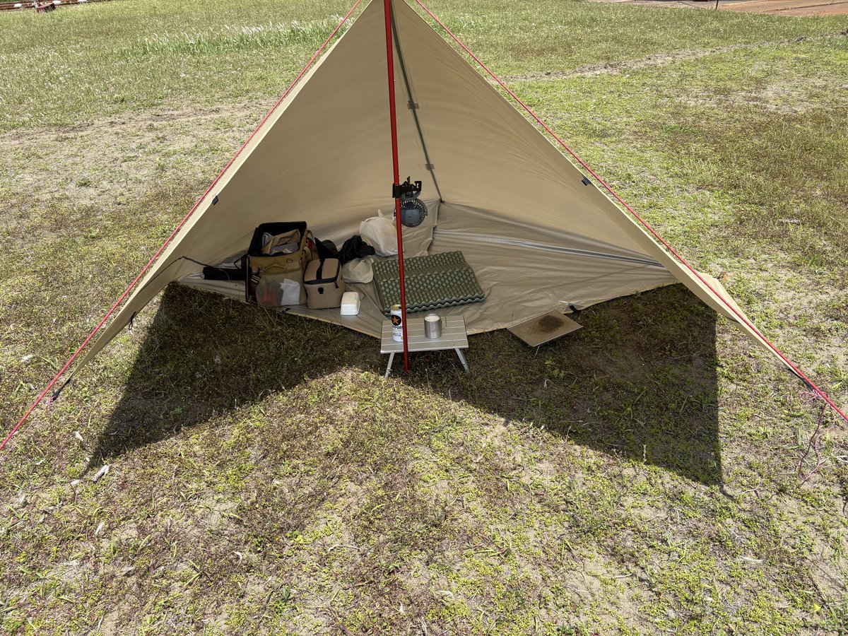 xtakarip's tweet photo. #ソロキャンプ
デイキャンでは基本タープの試し張り⛺️ https://t.co/AIRE7FpWyG