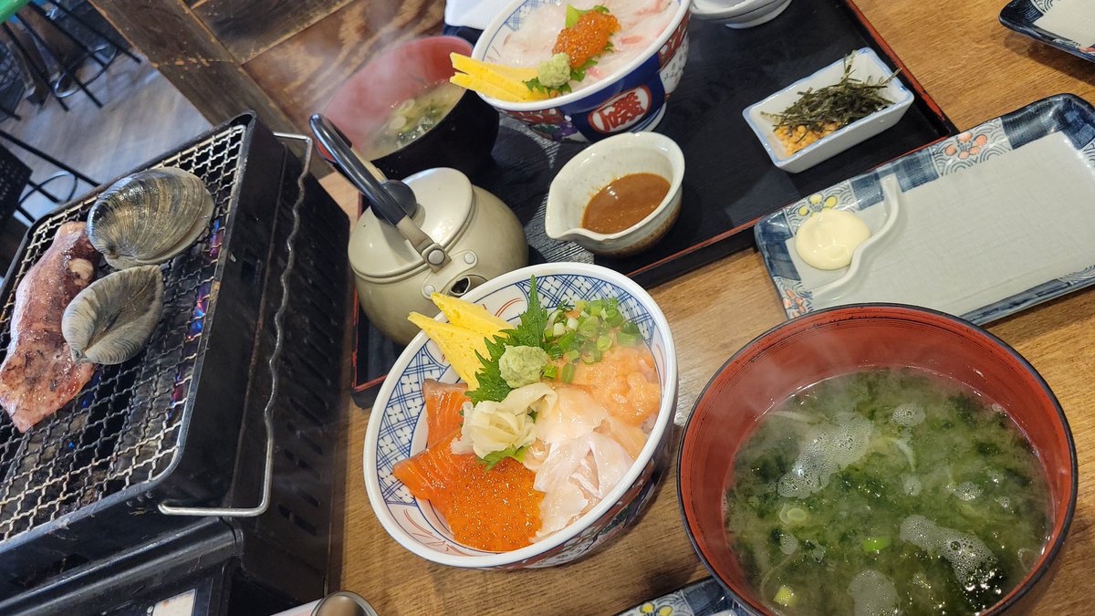 chap_dn's tweet photo. まゆりとさんとランチからの
神戸空港にお見送り*⋆✈︎

あやぴとは2日間
まゆりとさんとは3日間一緒に過ごせて楽しかった！
2人ともありがとね🫶🏻 https://t.co/CCI5052PwM