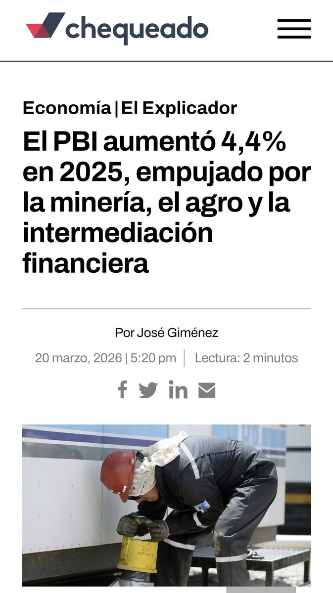 3G_River's tweet photo. @Fut01603575217 @CarlosA23141731 @XPost1A @JMilei @ABDELAESPRIELLA Ahí están los datos retrasado mental. Creció el PBI, bajo la pobreza de 52% a 26%, bajo la inflación de 25% mensual llegando hasta 1,5% mensual y bajo el riesgo país de 2900 puntos básicos a 480. https://t.co/4fl9tcPkOH