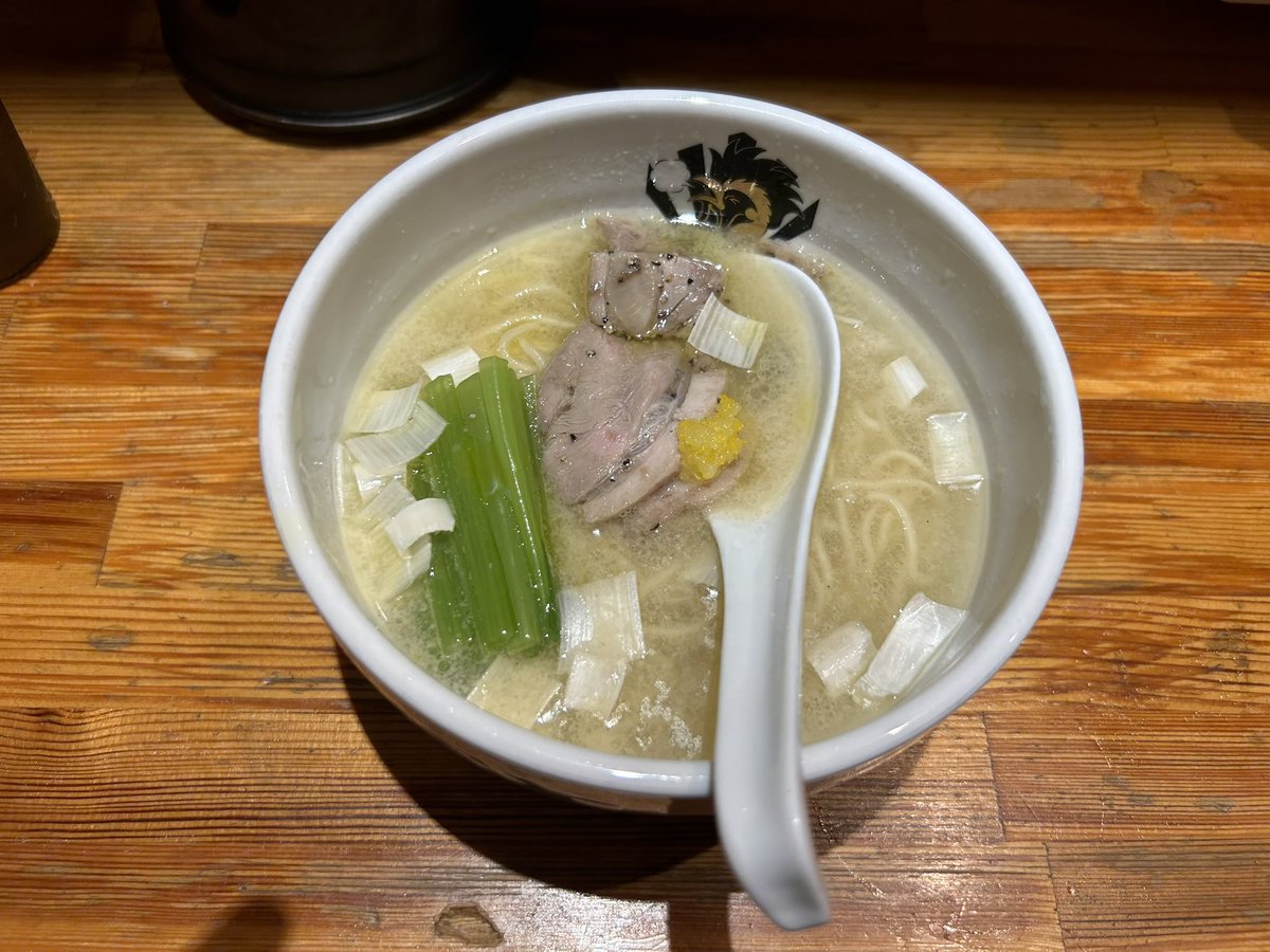 ryogoku_ayaton's tweet photo. 錦糸町のラーメン格付けがインスタで流れてきたけど、1位が納得でしかない！

満鶏軒はガチ！！
(行き過ぎてて、3年前の写真しかなかった…) https://t.co/jCIHoPMCkS