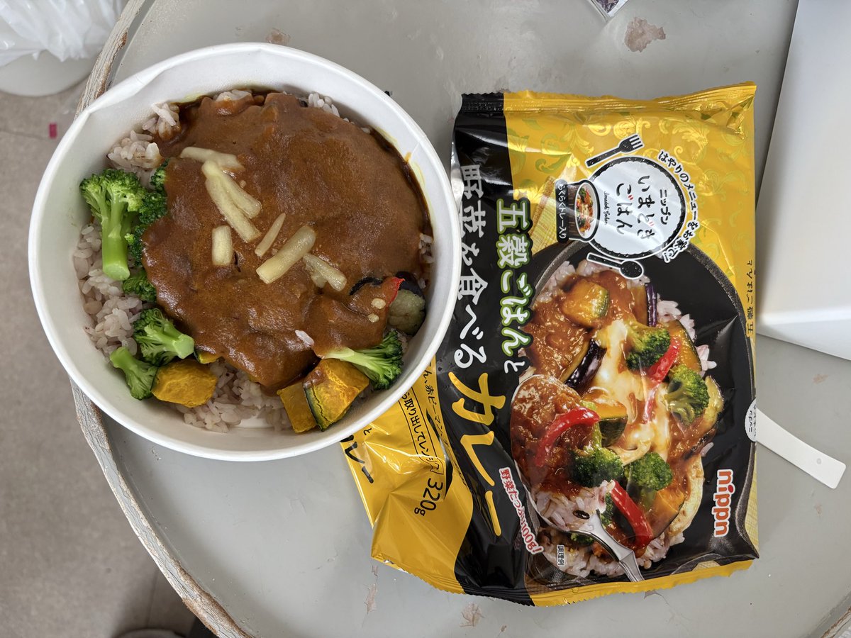 takayukick's tweet photo. 朝飯昼飯(6/1) https://t.co/LhZib5buGf
