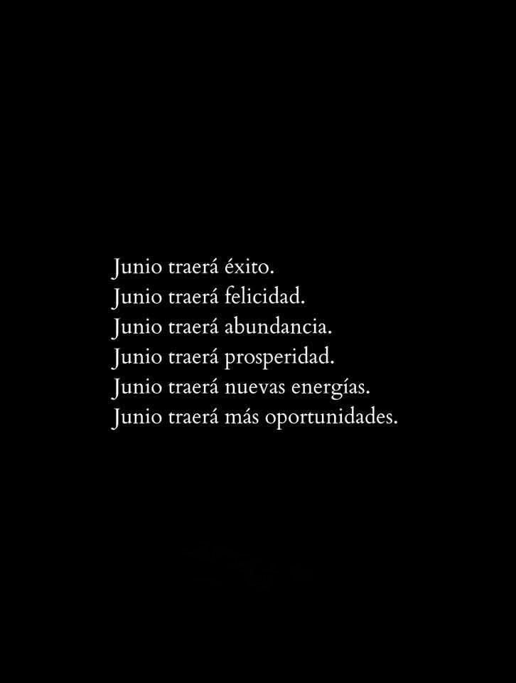 albaluisaa's tweet photo. Cierro este mes con gratitud y recibo junio con los brazos abiertos. 

#DulcesSueños ✨🌙😴 https://t.co/spKQA19RYT