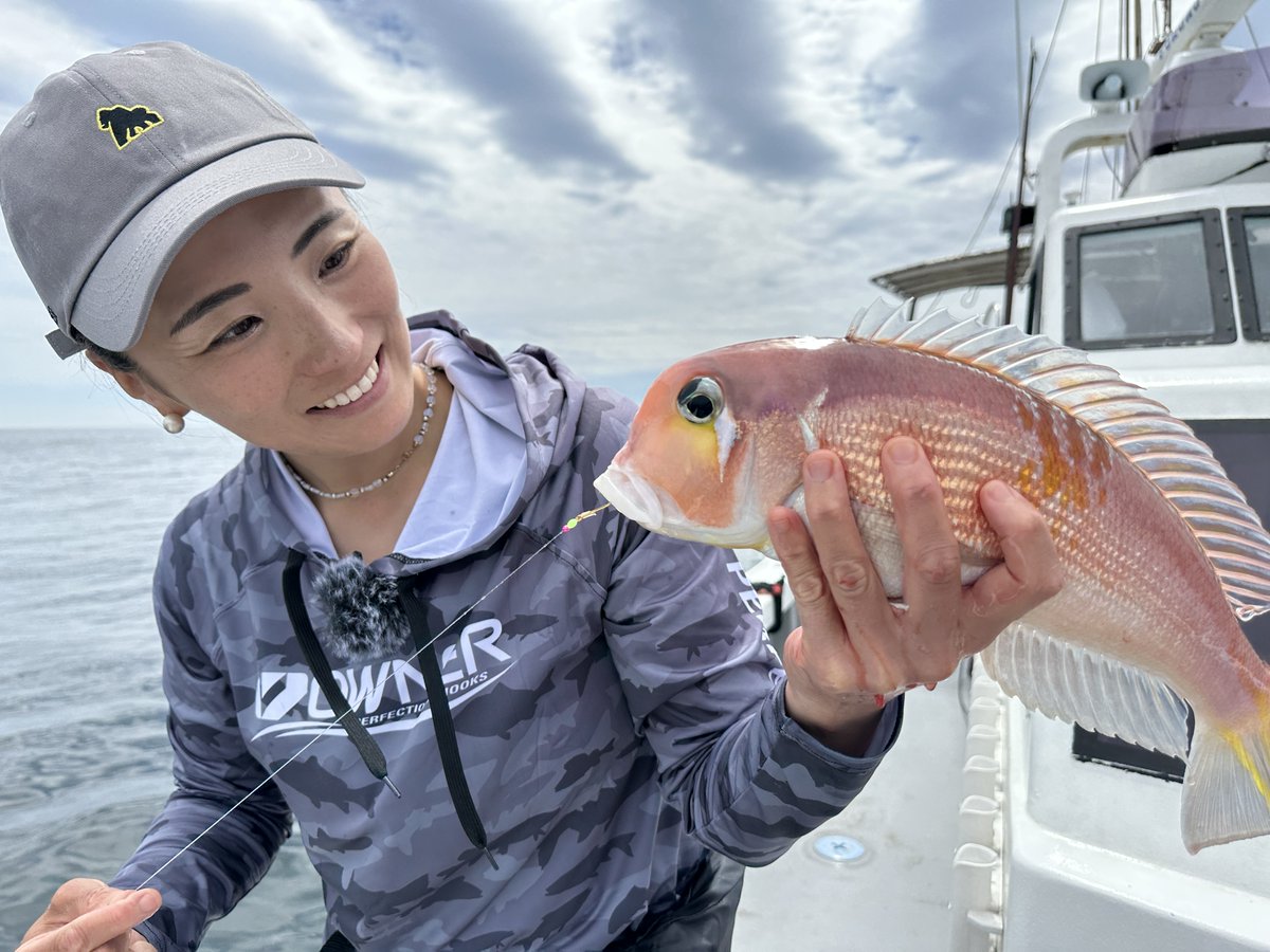 fishinglover_tk's tweet photo. 5/30🎣見逃し配信中！
紀伊長島沖で深場五目🐟
オニカサゴ＆ #アマダイ 連発✨
五目達成の大満足釣行🎣
ぜひチェック👀
#オーナーばり #船五目釣り #夜光オニカサゴ３本 #金澤美穂 さん
@fishing_you_ @tv_aichi
■オススメ動画⬇️
https://t.co/qfctd3XZUr
■関連記事⬇️
https://t.co/PLRSLJyvKk https://t.co/J54zO1adJy