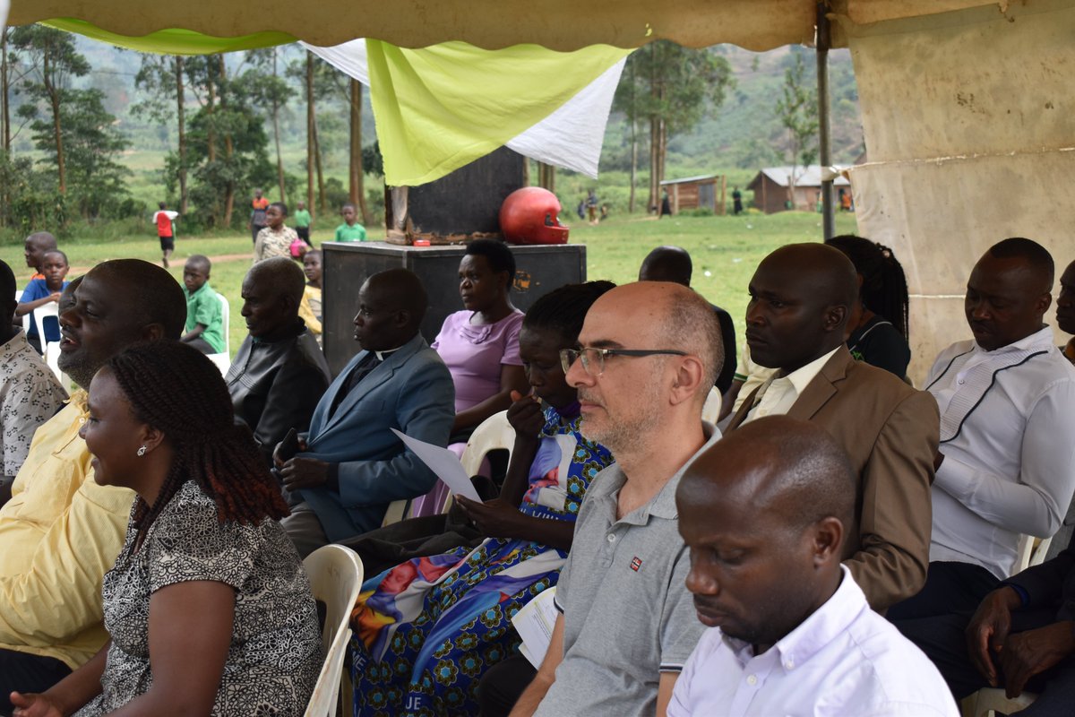 CICD_Uganda's tweet photo. CICD-Uganda has  energized local communities by implementing sustainable development programs and fostering grass-roots leadership. Through continuous engagement and activation, we have empowered thousands of residents to drive long-term social and economic progress. https://t.co/ADVVbRK6cV
