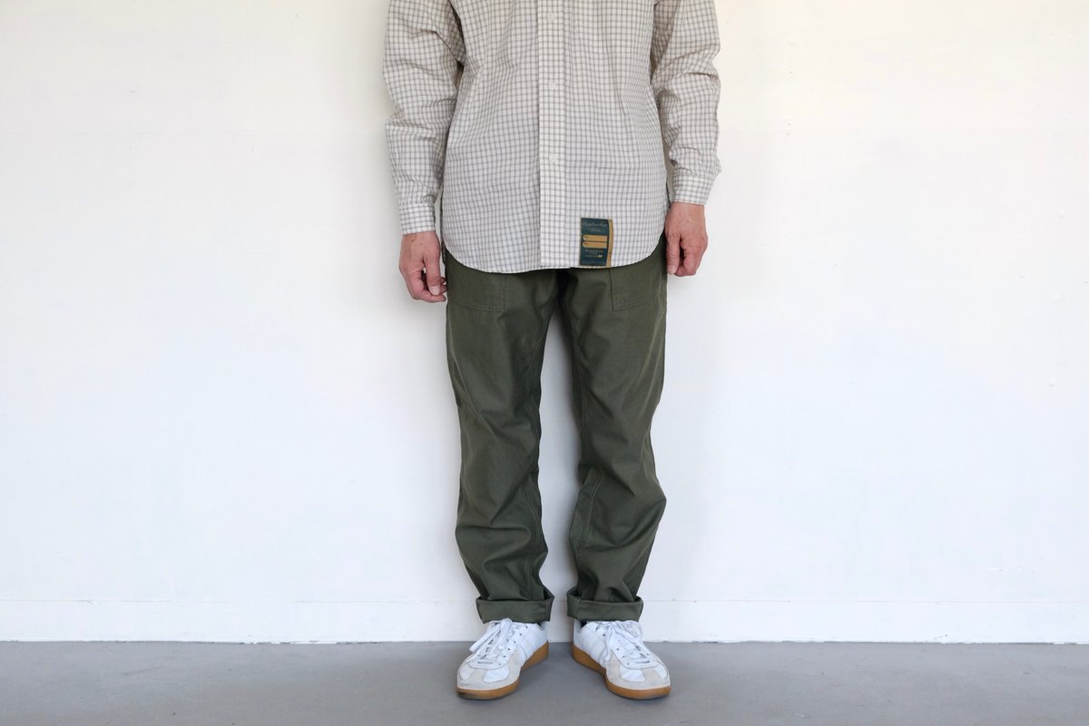 LifeClassico's tweet photo. classico webshop に FOB FACTORY Baker Pants をアップしました。細めのシルエットが際立つ！FOB FACTORYを代表する逸品！

ご注文はこちらのページからお願いいたします。
https://t.co/uIkQ9n9Con

classico webshop
https://t.co/yfeROfyzS9 
ほかにもたくさんのアイテムを掲載中です！

https://t.co/7ColYZBvd3