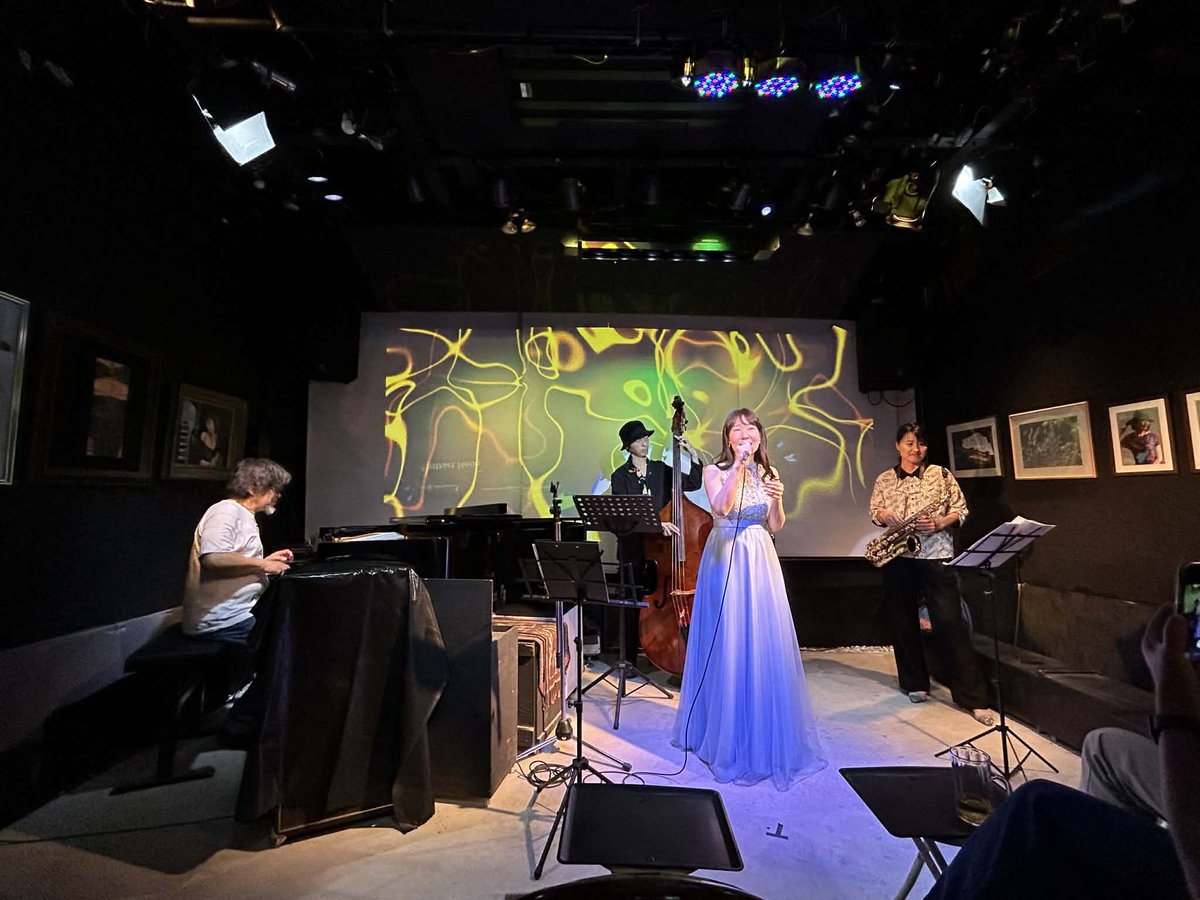 AkariKajiri's tweet photo. 昨日のライブへお越しくださった
皆さんありがとうございました❣️✨ https://t.co/wYHVjBCwWI