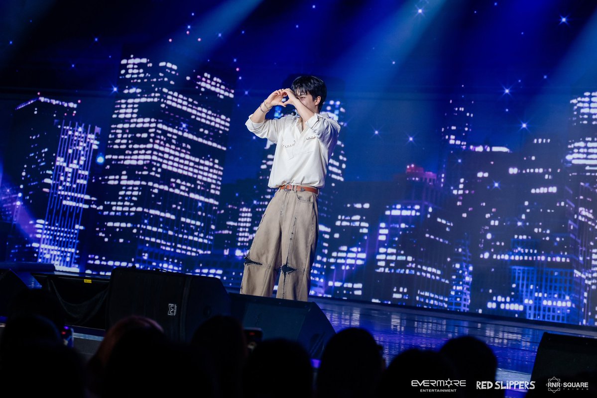 RNRSQUARE TAIWAN tweet media