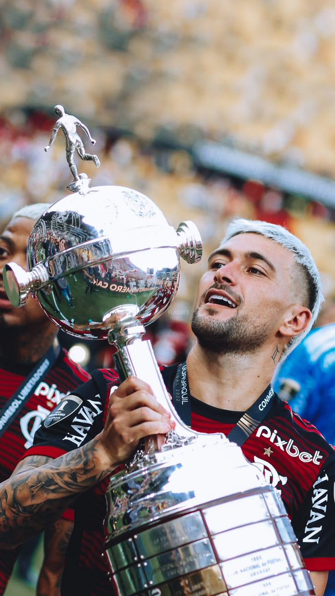 archivearrasca's tweet photo. Hoje é aniversário de um dos maiores ídolos do Clube de Regatas do Flamengo.

Parabéns @GiorgiandeA 

Campeonato Carioca 6x 🏆
Brasileirão 3x 🏆
Copa do Brasil 2x 🏆
Copa Libertadores da América 3x 🏆
Recopa Sul-Americana 1x 🏆

SEU NOME ESTÁ MARCADO NA HISTÓRIA DO FLAMENGO. https://t.co/ObBLSOsRel