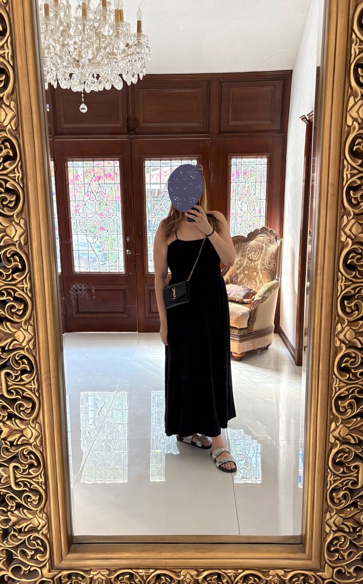 israyangiesalt's tweet photo. Listos para iniciar la semana, gente hermosa? Que les depara este lunes? ✨ https://t.co/FlMj4nzoXf