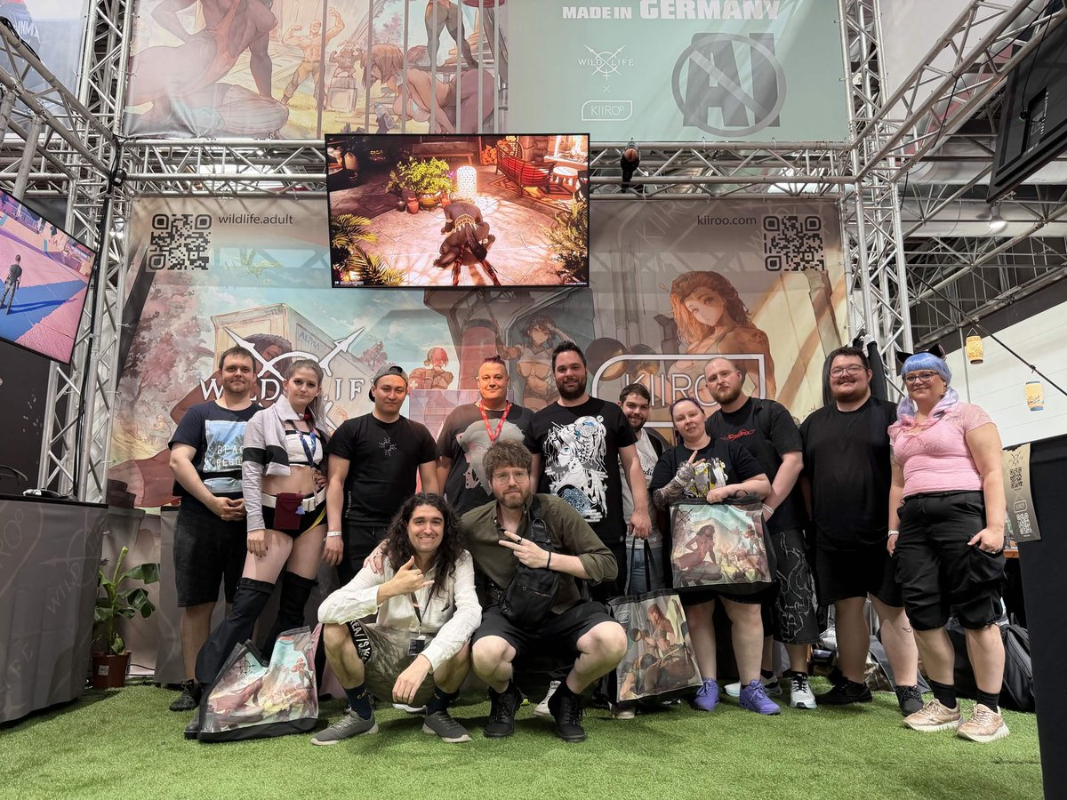 grimghul's tweet photo. Danke an euch Steve und Chris @AdeptusSteve 😊😍 euer stand war mega. So Community nah, hören auf Feedback sind freundlich machten mit uns späße. Man hat sich bei euch richtig wohl gefühlt. Das Spiel geht auf großen Füßen zum Release entgegen. Ich kann's kaum erwarten 😊👍😍 #dokomi #dokomi2026