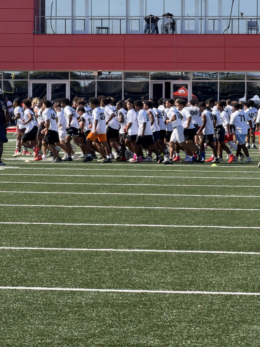 RLectoraLRN's tweet photo. Great turn out. It was hotttttt but those boys came and showed out! Congrats @KeithLectora_JR on a great showcase proud of you. 🙏🏽💯🫶🏽@CoachLanceo https://t.co/ffWFvda3uO