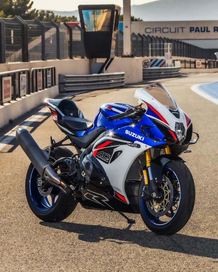 BHYAKTAS's tweet photo. ᅠ
ᅠ
ᅠ
🏁 𝐏𝐈𝐓 𝐄𝐍𝐓𝐑𝐘: 𝐂𝐎𝐍𝐅𝐈𝐑𝐌𝐄𝐃
——————————————
Racer: Bhyakta Pramana Sena 
Unit: Suzuki GSX-R1000R
Race Number: 6
ᅠ

ᅠ https://t.co/KaPP1JCF9H