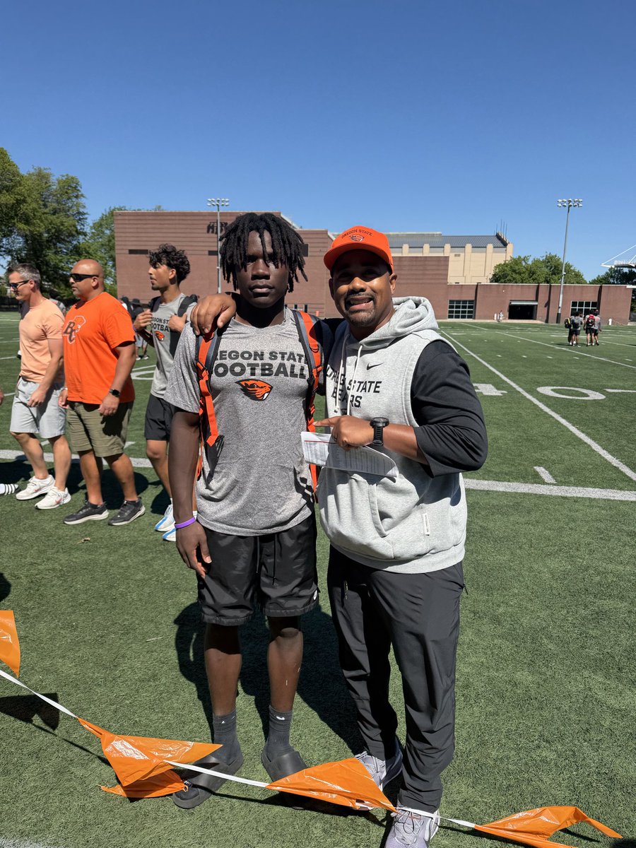 BlackmonCortley's tweet photo. Thank you to @CoachFin_ and @Coach_Dennison and the rest of the staff at Oregon State Football for believing in me and offering me today after camp I’m grateful for the opportunity and to continue build a relationship #GoBeavs 🏈 https://t.co/LRGsXSmXAx