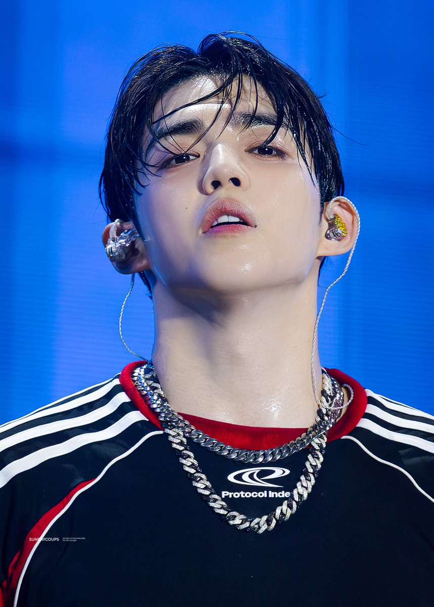 SUNDAYCOUPS_'s tweet photo. 260531 ASIA TOP MUSIC FESTIVAL

#SCOUPS #에스쿱스 #승철 #세븐틴 #SEVENTEEN 
#CXM https://t.co/uUVvZmk1EV