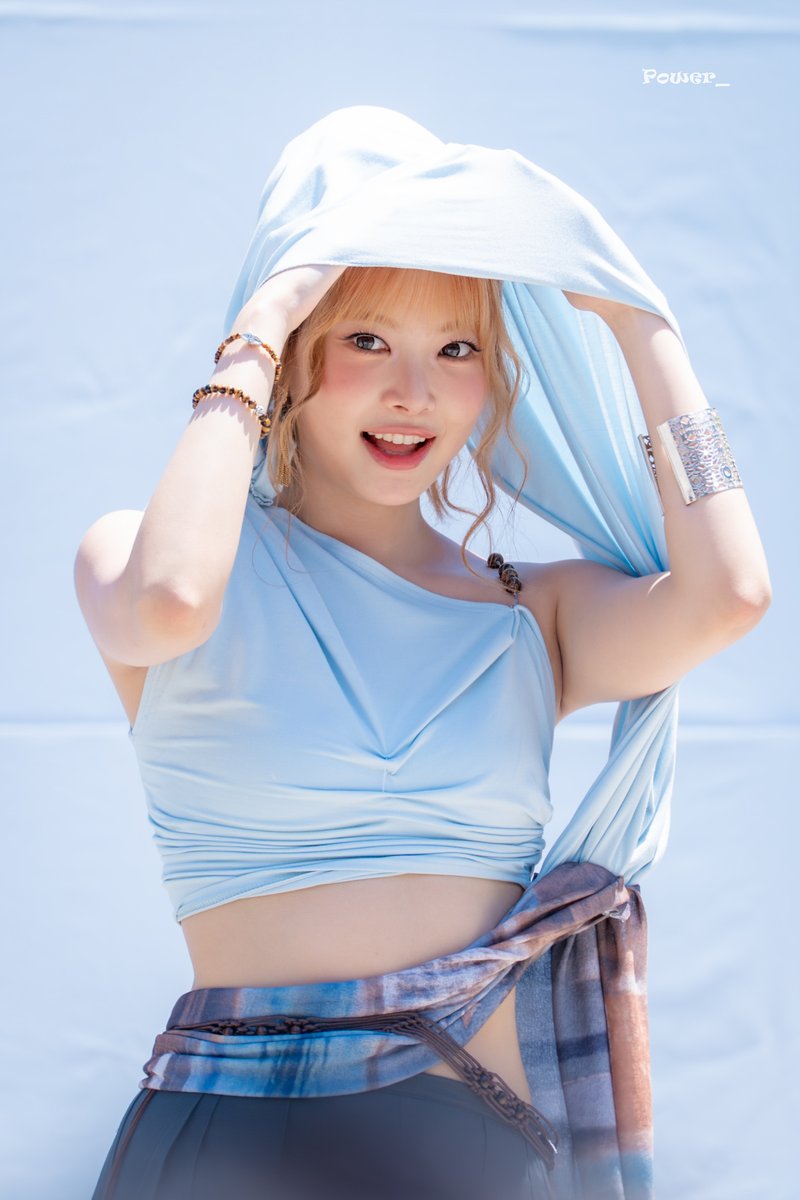 Power_IU's tweet photo. 260530
르세라핌 음악중심 미니팬미팅
홍은채
#르세라핌 #LE_SSERAFIM #홍은채 #EUNCHAE https://t.co/M3ks4BnH3t