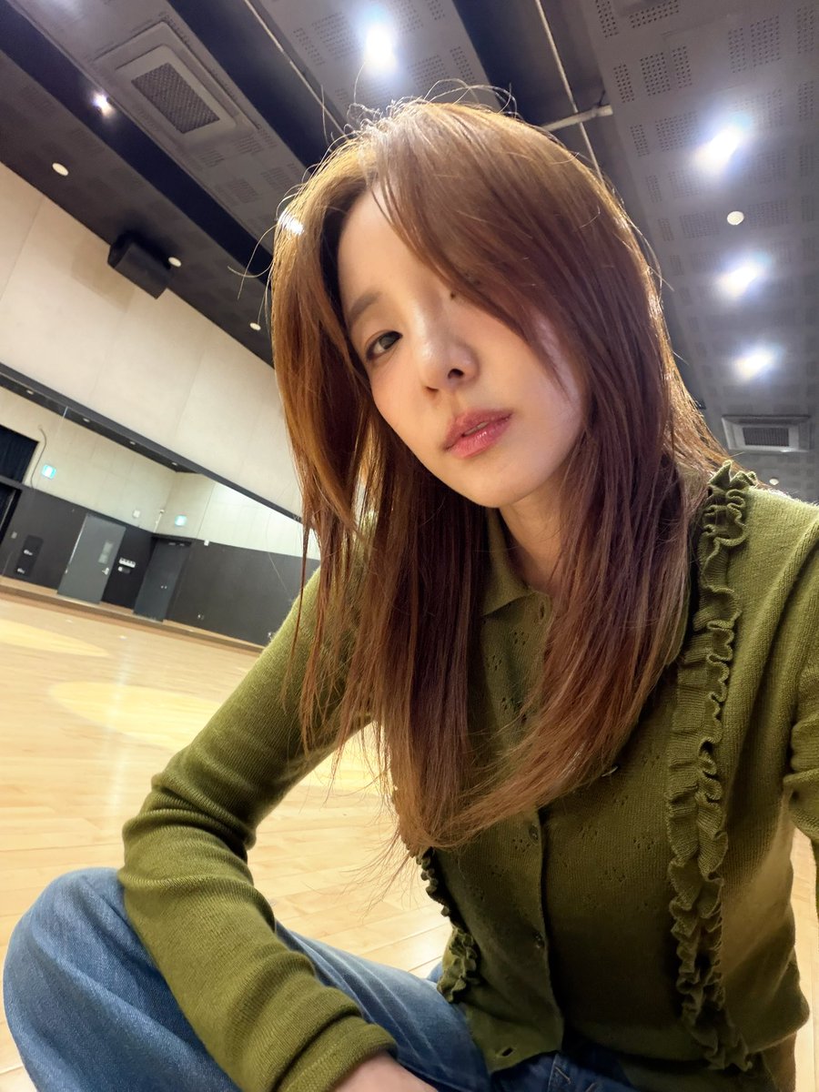 krungy21's tweet photo. 라이브 연습중…🎤 대박이다… https://t.co/q9gBDwoXmm